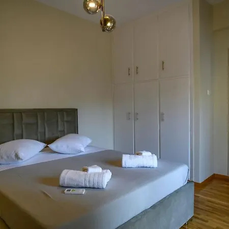 Luxury Modern 2 Bed Elegance Apartment *